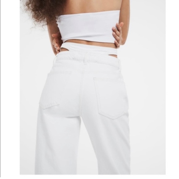 NWT ZARA LOW RISE BAGGY JEANS WHITE WAIST HIP STRAPS DETAIL